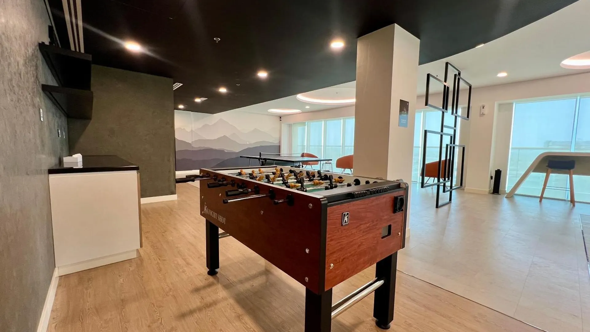 Modern 3 Bedroom Al Hadeel West Side Al Rahah Beach Abú Dhabí Apartmán